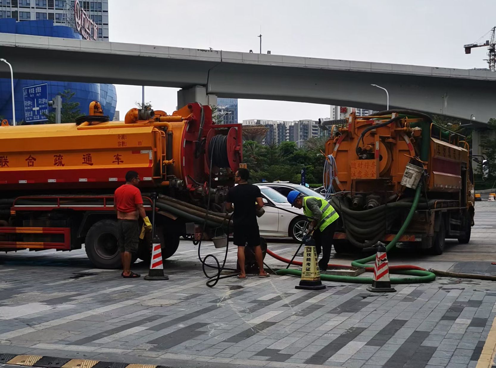 广州城下的通渠人：身在暗处，手凿光明